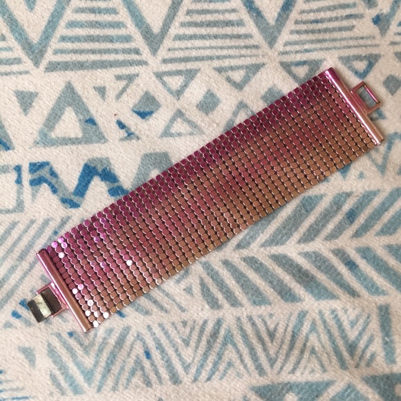 Pink Ombré Bracelet - Picture 1 of 4
